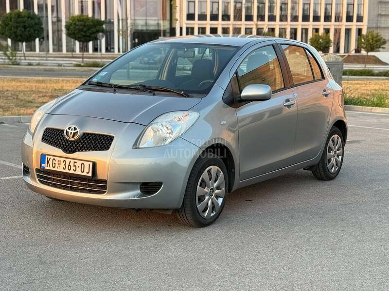 Toyota Yaris 1.0