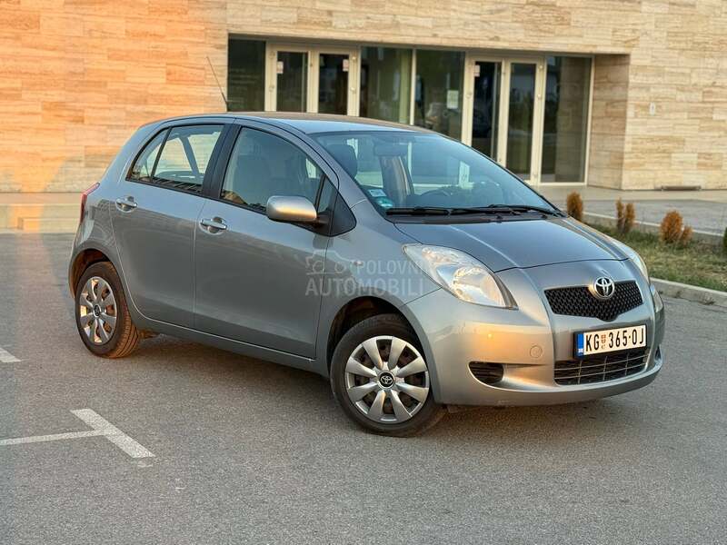 Toyota Yaris 1.0