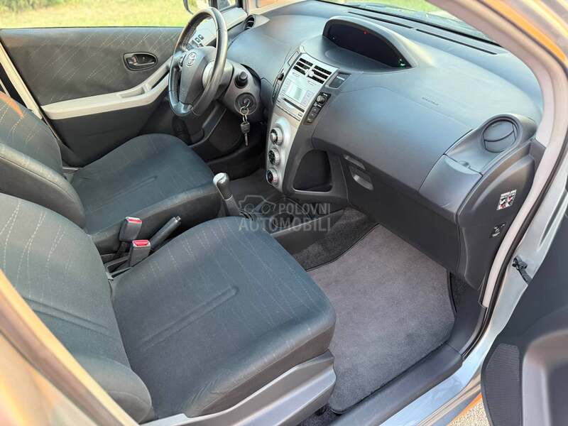 Toyota Yaris 1.0