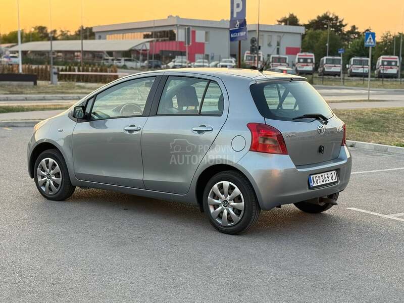 Toyota Yaris 1.0