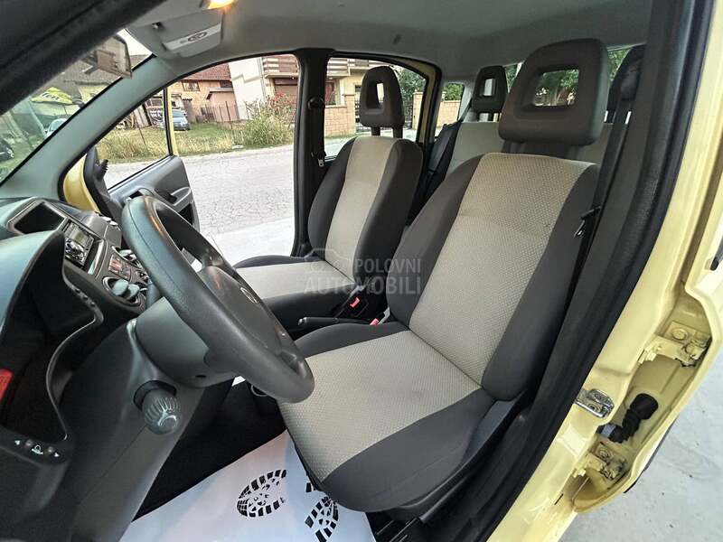 Fiat Panda 1.1 nove gume/servis