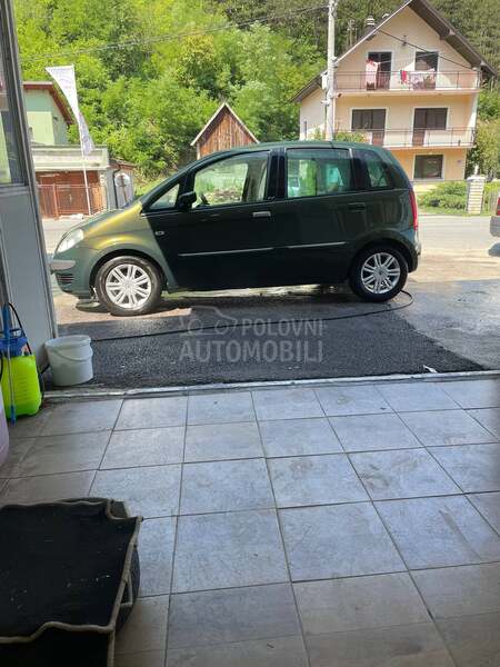 Lancia Musa 