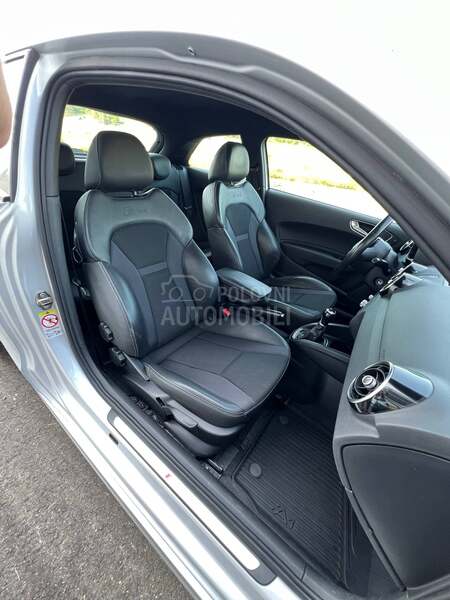 Audi A1 s line