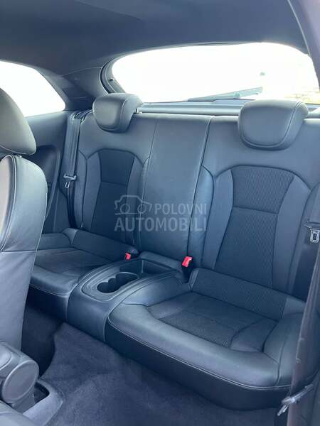 Audi A1 s line