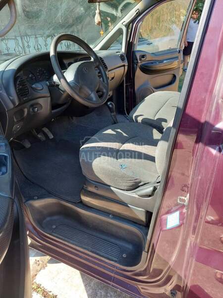 Hyundai H 1 2500