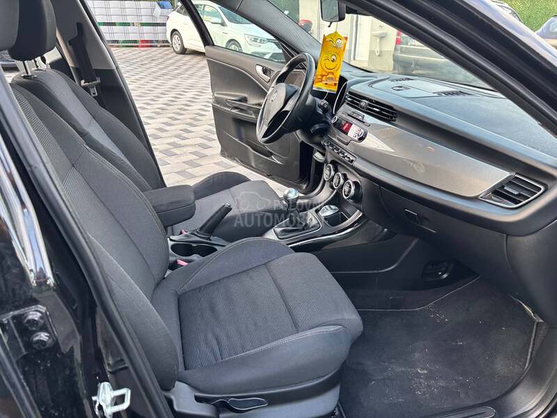Alfa Romeo Giulietta 1.4 TURBO CH