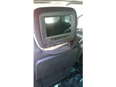 Sedista sa ekranom za Peugeot 5008 od 2009. do 2016. god.