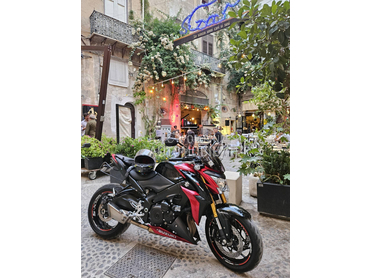 Suzuki GSXS 1000