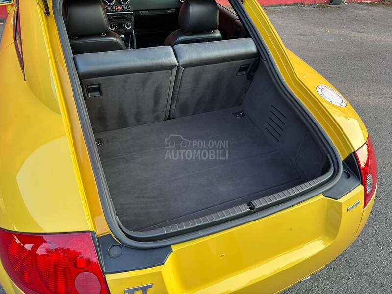 Audi TT CH quatrro