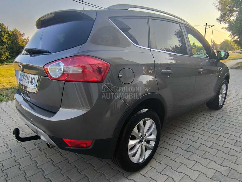 Ford Kuga TITANIJUM