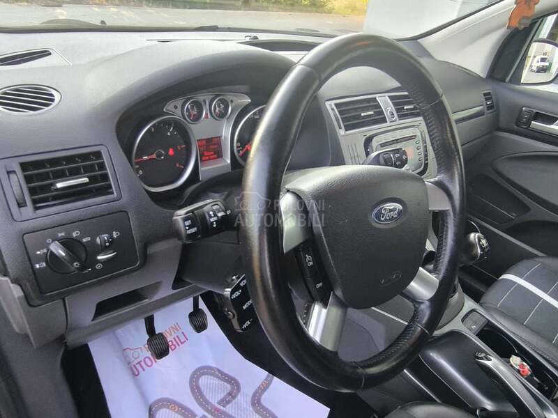 Ford Kuga TITANIJUM