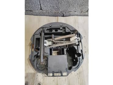 Set za rezervni tocak za Renault Clio