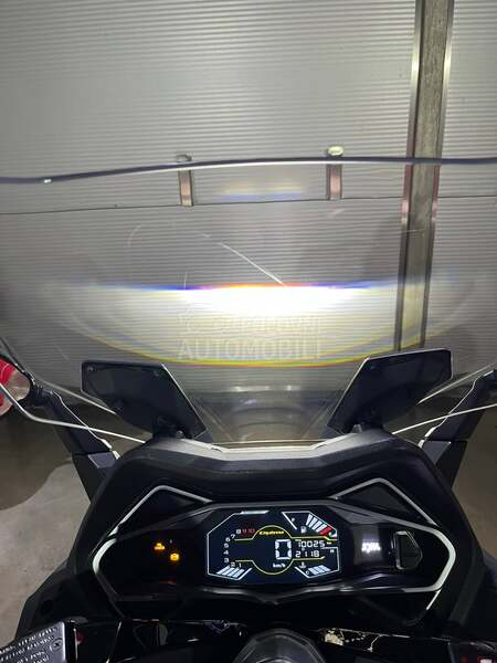 Sym Cruisym 300 hitna prodaja