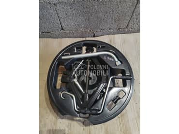 Set za rezervni tocak za Fiat Grande Punto