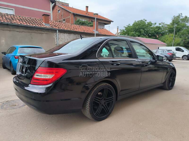 Mercedes Benz C 180 2.2 CDI
