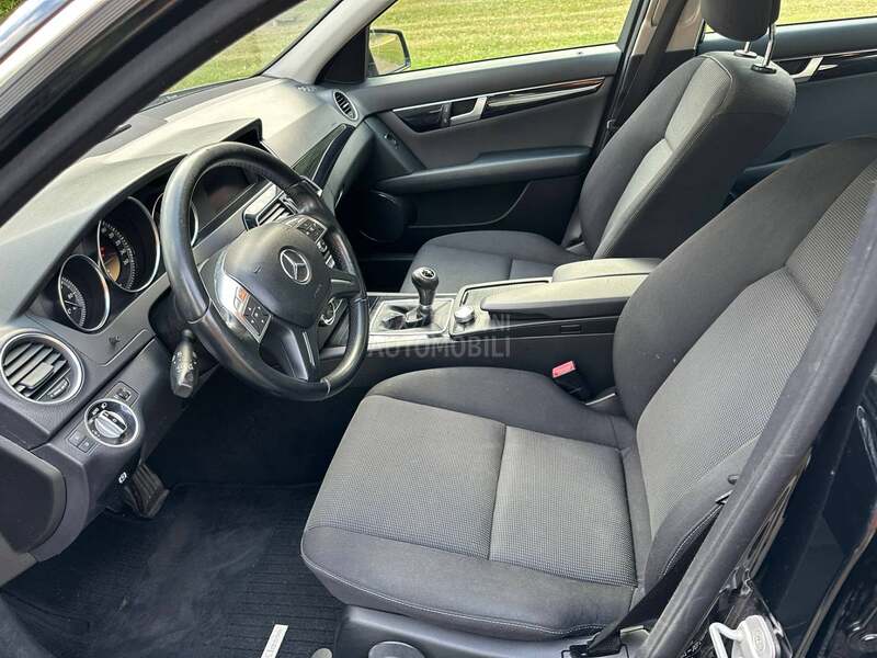 Mercedes Benz C 180 2.2 CDI