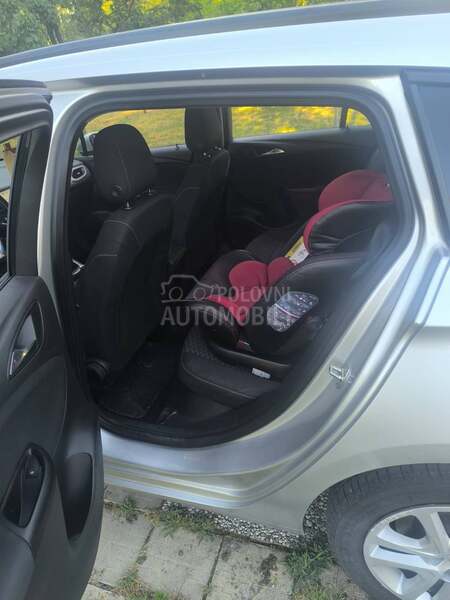 Opel Astra K Sports Tourer