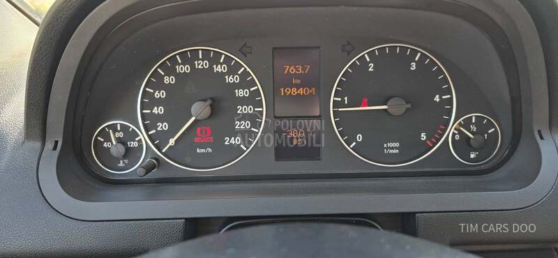 Mercedes Benz A 180 A 180 CDI