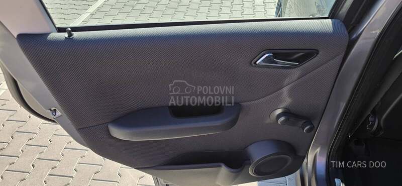 Mercedes Benz A 180 A 180 CDI
