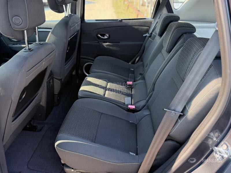 Renault Scenic 1.5D X-MOD-D0BAR