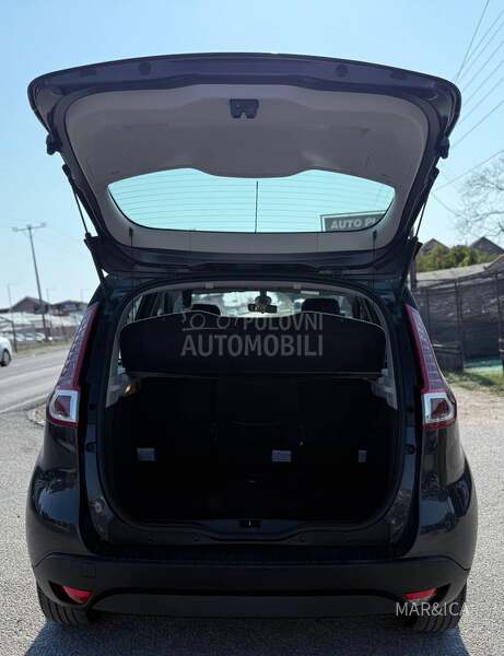 Renault Scenic 1.5D X-MOD-D0BAR