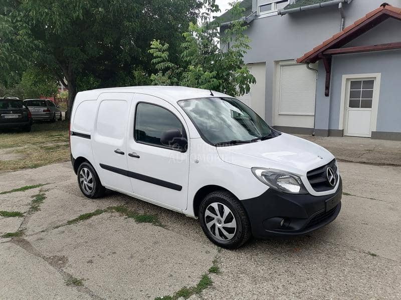 Mercedes Benz Citan 1.5 komada 2 Mercedes Benz Citan 1.5 komada 2