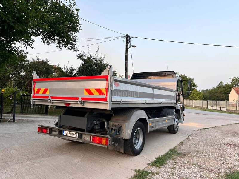 Mercedes Benz Atego 1215
