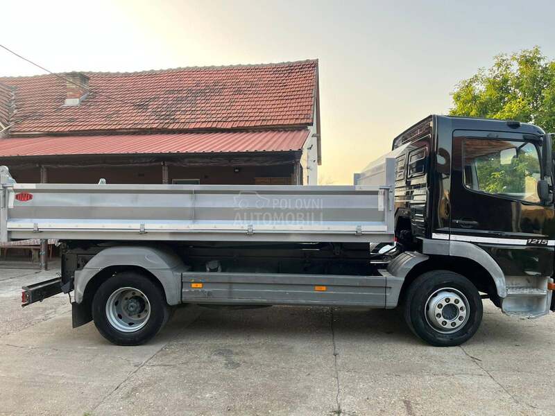 Mercedes Benz Atego 1215