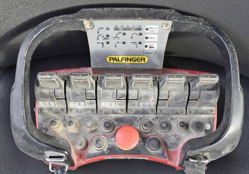 Iveco 100E19 PK 7001 EH RC