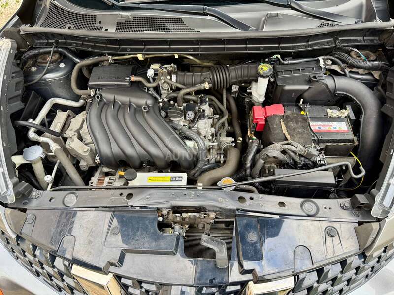Nissan Juke 1.6i