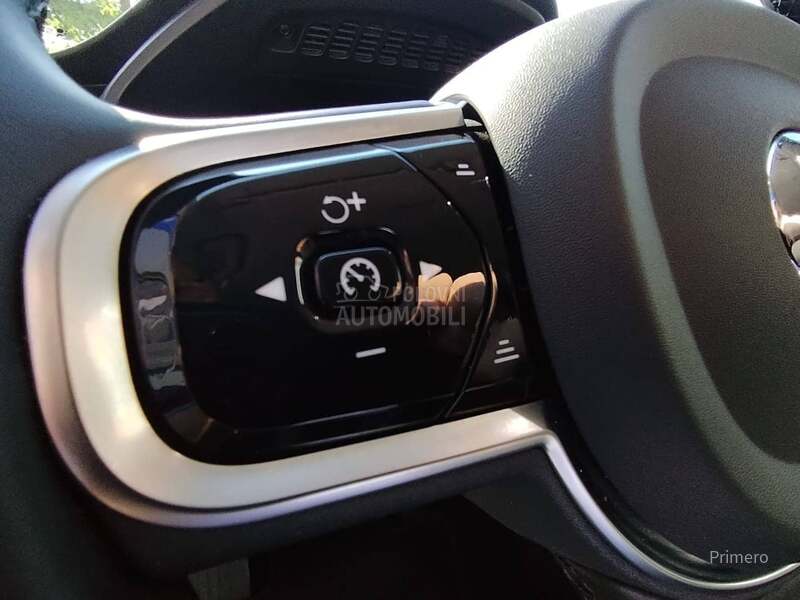 Volvo XC90 2.0 MHEV B5 AWD CORE