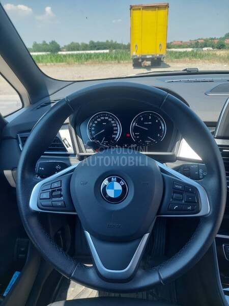 BMW 216 