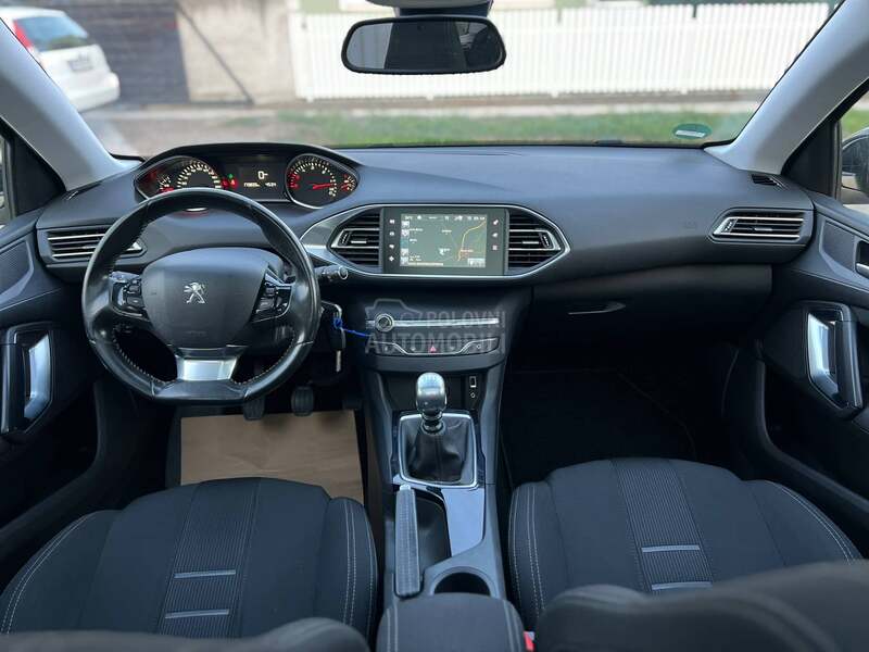 Peugeot 308 1.6HDi/PANORA M A