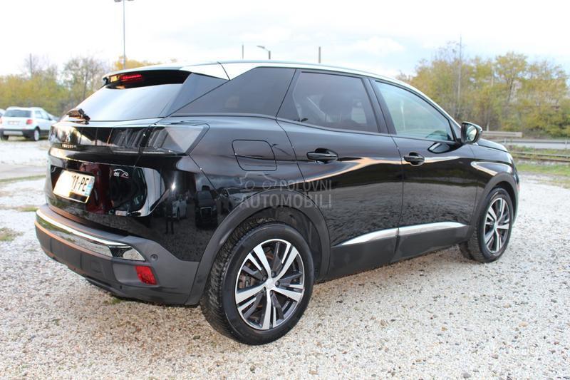 Peugeot 3008 1.5 ALLURE