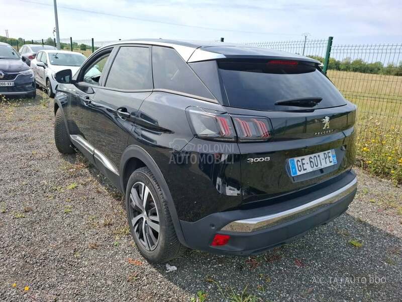 Peugeot 3008 1.5 ALLURE