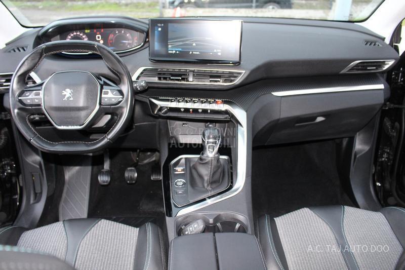 Peugeot 3008 1.5 ALLURE