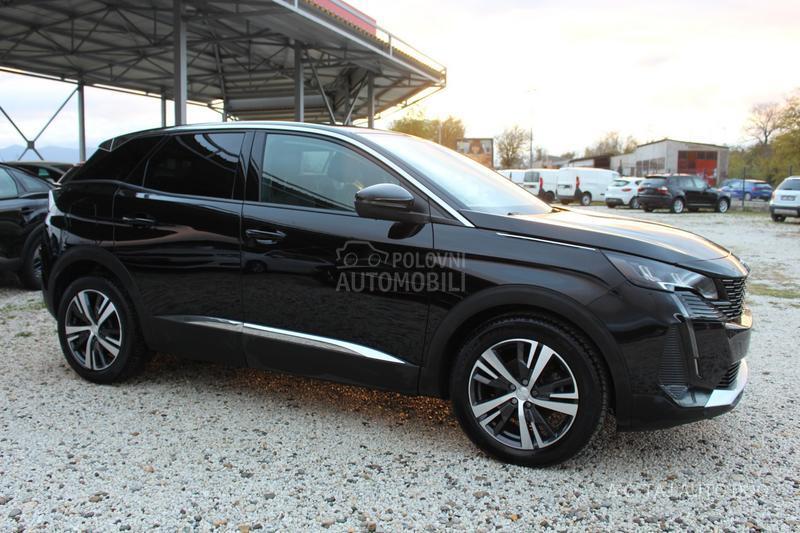 Peugeot 3008 1.5 ALLURE