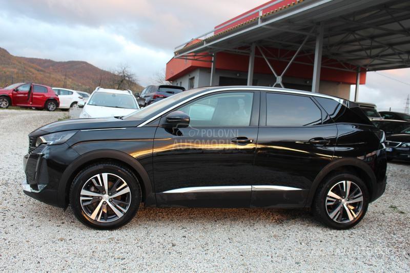 Peugeot 3008 1.5 ALLURE