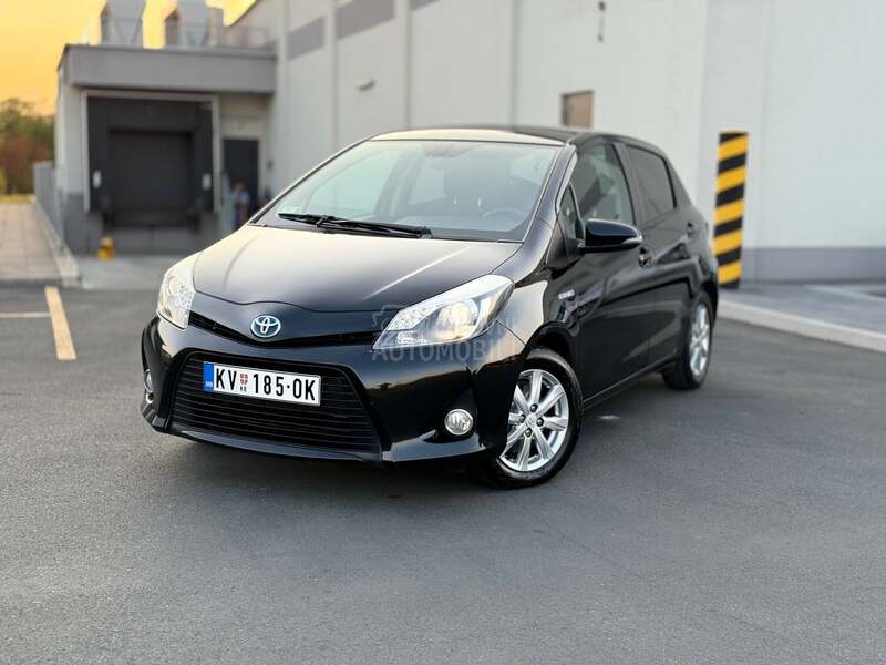 Toyota Yaris 1.5 HYBRID