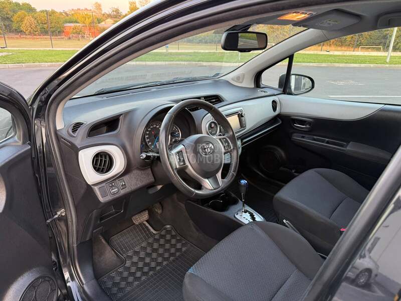 Toyota Yaris 1.5 HYBRID