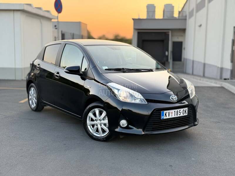 Toyota Yaris 1.5 HYBRID