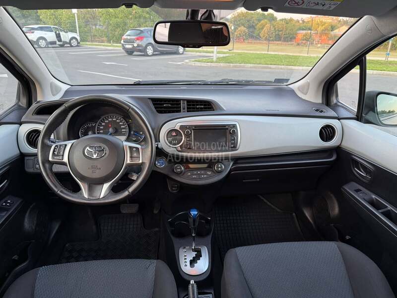 Toyota Yaris 1.5 HYBRID
