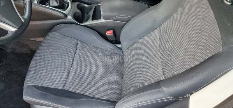 Nissan Qashqai 1 5dci