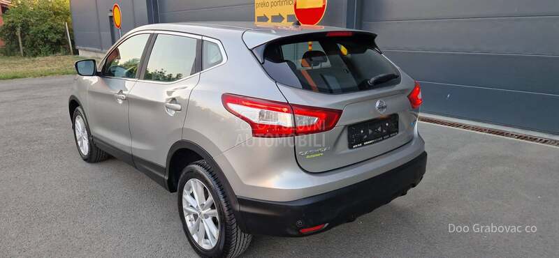 Nissan Qashqai 1 5dci