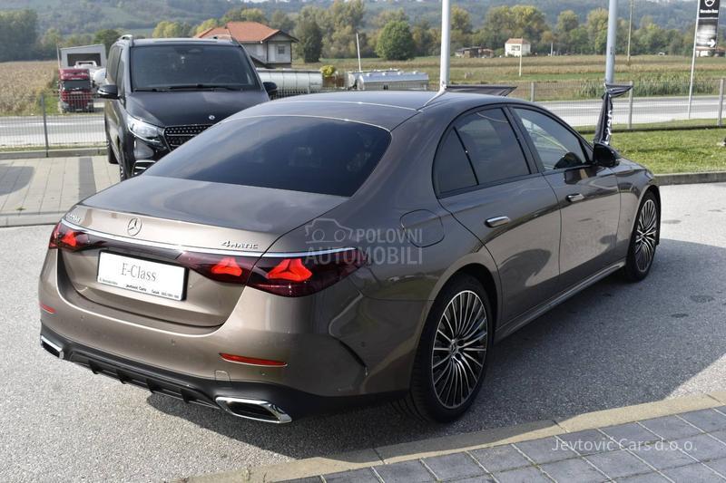 Mercedes Benz E 220 AMG