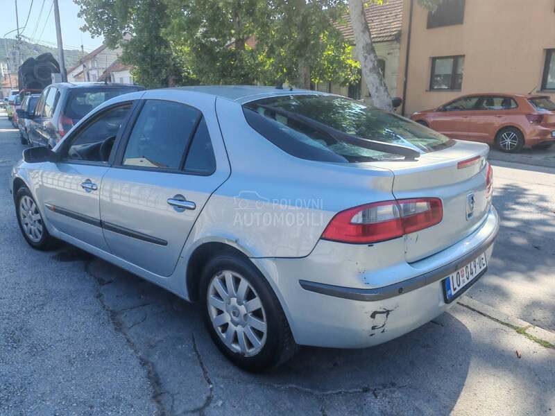 Renault Laguna 