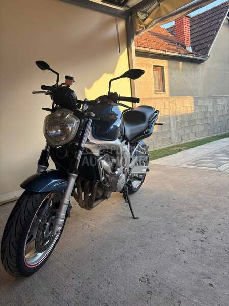 Yamaha FZ
