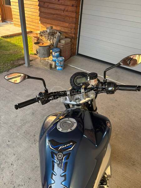 Yamaha FZ