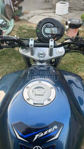 Yamaha FZ