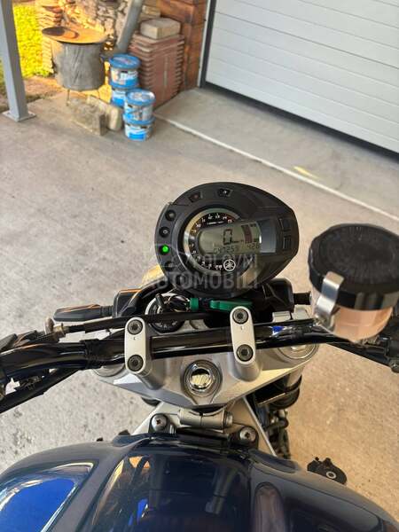 Yamaha FZ